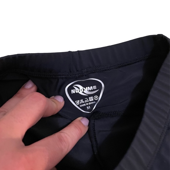 NOOYME Womens Bike Shorts with 3D Padding - Picture 7 of 8